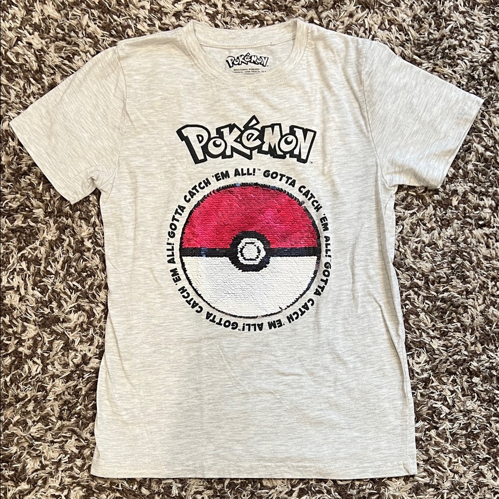 Pokémon Gray T-Shirt‎ with Poke Ball Design